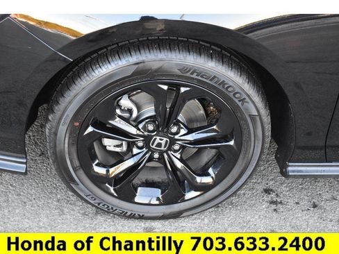 Certified 2025 Honda Accord SE image 28