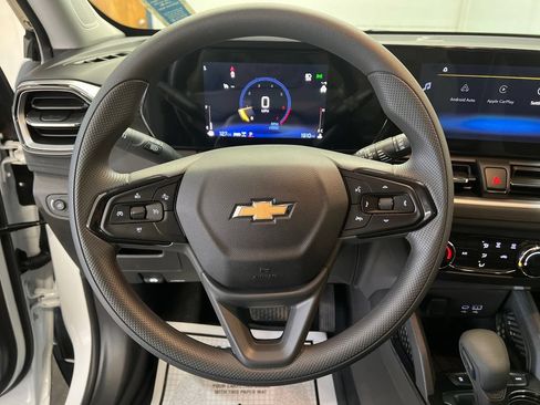 Used 2026 Chevrolet TrailBlazer LS w/ LS Convenience Package AWD/4WD image 19