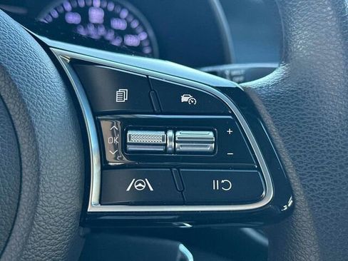 Used 2023 Kia Forte LXS image 27