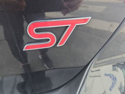 Used 2014 Ford Focus ST w/ Equipment Group 202A image 41