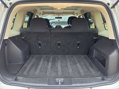 Used 2014 Jeep Patriot Latitude image 15