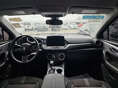 Used 2024 Chevrolet Blazer LT w/ Convenience Package image 4