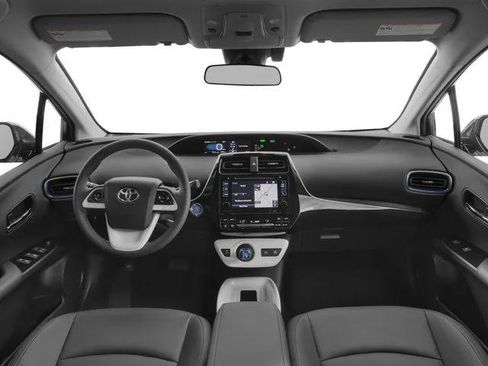 Certified 2016 Toyota Prius Four Touring image 8