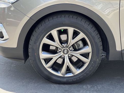 Used 2018 Hyundai Santa Fe Sport AWD/4WD image 13