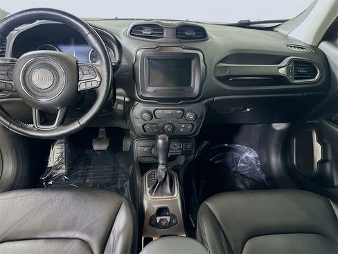 Used 2019 Jeep Renegade Limited w/ LED Lighting Group image 18