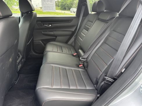 Used 2025 Honda CR-V Sport-L image 8