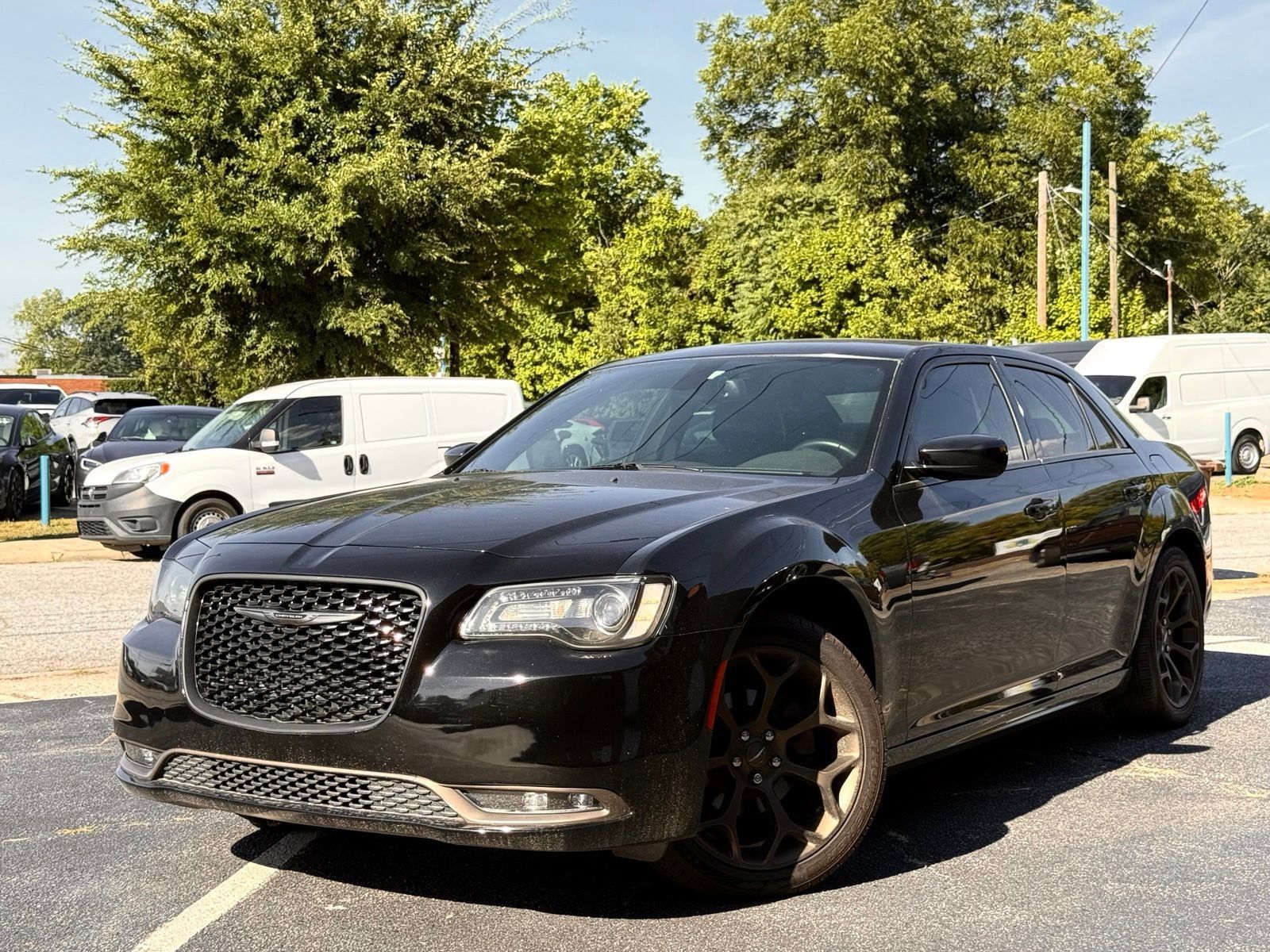 Used 2016 Chrysler 300 S RWD image 1