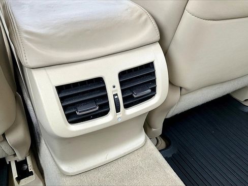 Used 2010 Acura TL w/ Technology Package image 10