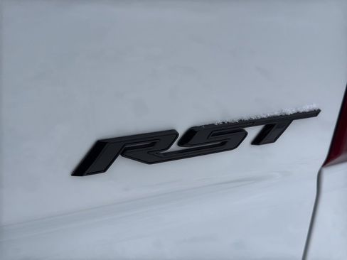 Used 2022 Chevrolet Silverado 1500 RST image 10