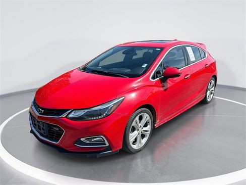 Used 2017 Chevrolet Cruze Premier image 1