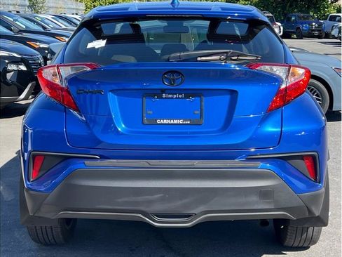 Used 2021 Toyota C-HR XLE FWD image 4