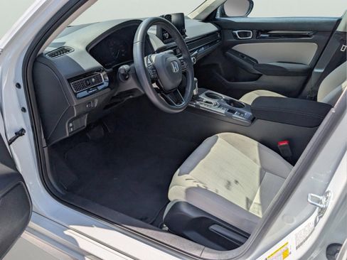 Used 2023 Honda Civic EX image 10