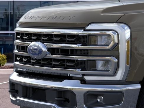 New 2027 Ford F250 Lariat w/ Lariat Ultimate Package AWD/4WD image 13
