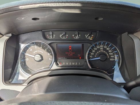 Used 2011 Ford F150 XLT w/ XLT Convenience Pkg image 12