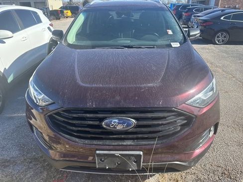 Used 2019 Ford Edge SEL w/ Equipment Group 201A image 2