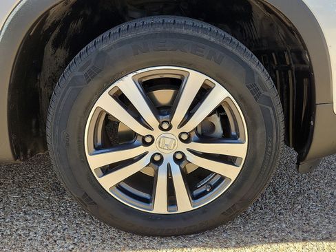 Used 2018 Honda Pilot EX image 7