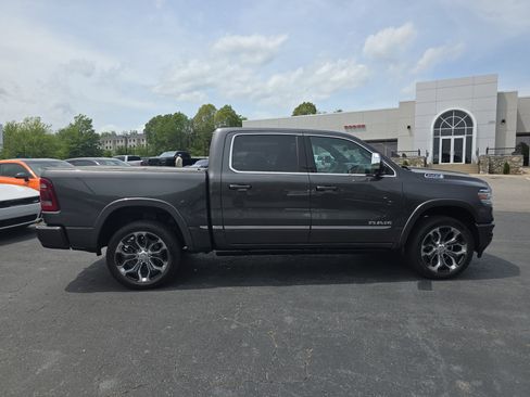 Used 2023 RAM 1500 Limited AWD/4WD image 2