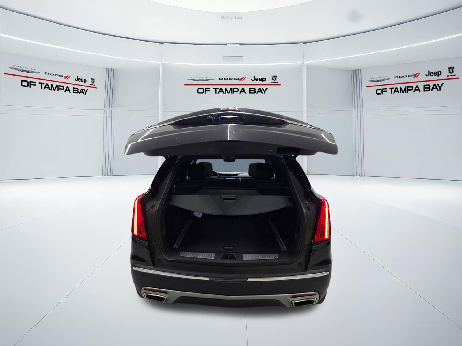 Used 2024 Cadillac XT5 Premium Luxury FWD image 38