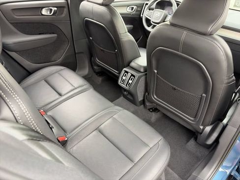 Used 2023 Volvo XC40 B5 Ultimate AWD/4WD image 15