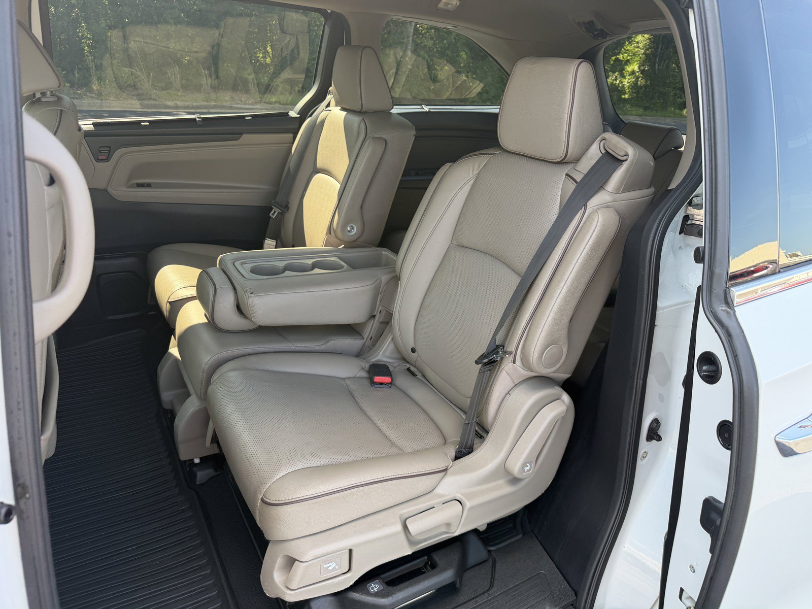 Used 2022 Honda Odyssey Elite image 10