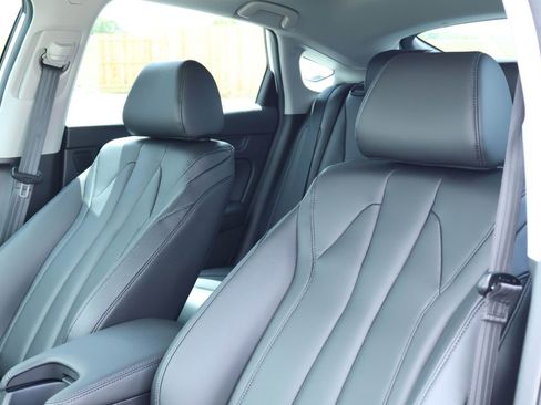 Certified 2026 Acura Integra FWD image 11