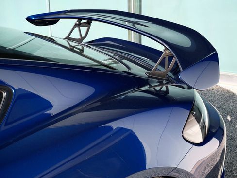 Used 2022 Porsche 718 Cayman GT4 image 11