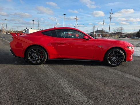 Used 2024 Ford Mustang GT Premium w/ GT Performance Package image 8
