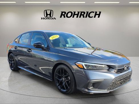 Used 2023 Honda Civic Sport image 8