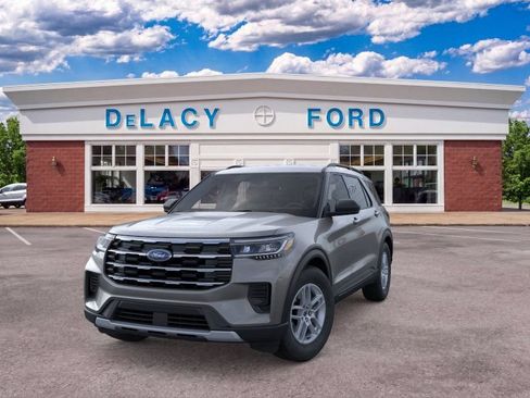 New 2026 Ford Explorer Active AWD/4WD image 3
