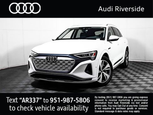 Used 2024 Audi Q8 e-tron Premium Plus image 1