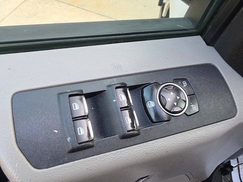 Used 2019 Ford F250 XL w/ Power Equipment Group AWD/4WD image 11