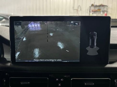 Certified 2023 Lincoln Nautilus Reserve w/ Monochromatic Package image 37