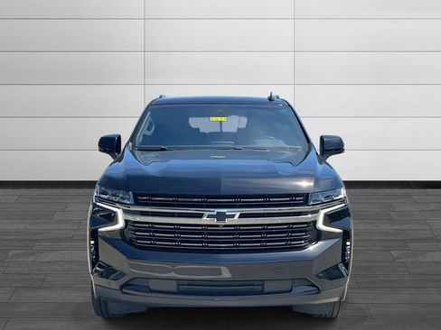 Used 2022 Chevrolet Suburban RST w/ Luxury Package image 8