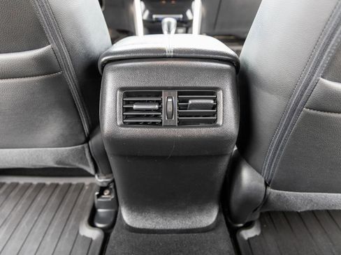 Used 2016 Honda Accord Touring image 39