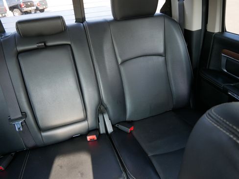 Used 2017 RAM 1500 Laramie w/ Convenience Group AWD/4WD image 14