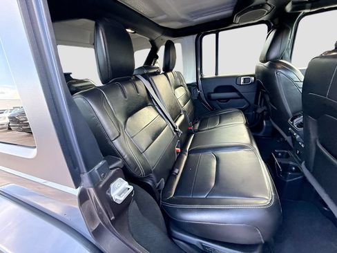 Used 2023 Jeep Wrangler Unlimited Sahara w/ Cold Weather Group AWD/4WD image 32