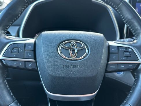 Certified 2022 Toyota Highlander Limited image 29
