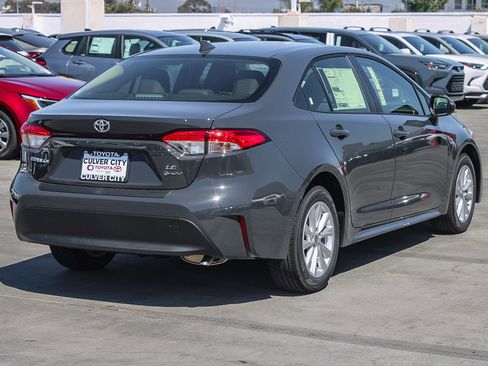 New 2026 Toyota Corolla LE image 9