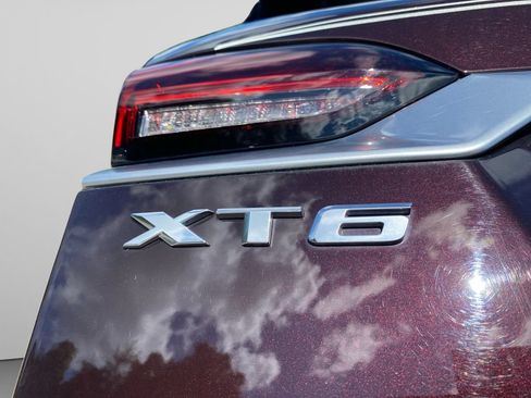 Certified 2020 Cadillac XT6 Premium Luxury AWD/4WD image 17
