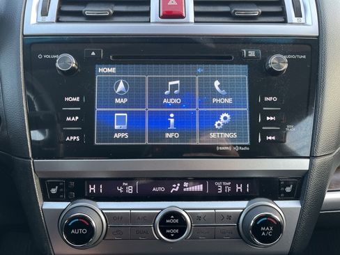 Used 2016 Subaru Outback 3.6R Limited image 16