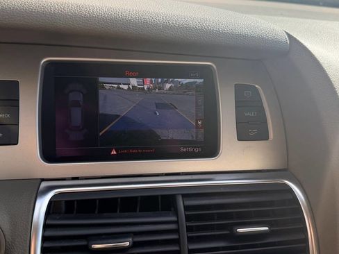 Used 2013 Audi Q7 3.0T Premium Plus w/ Premium Plus Pkg image 18