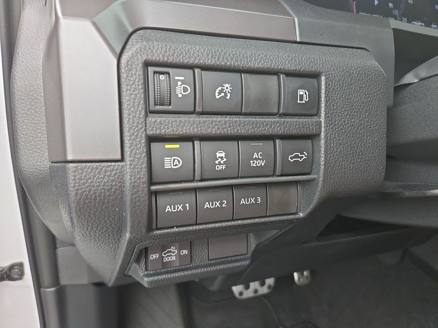 New 2026 Toyota Tacoma TRD Sport w/ TRD Sport Premium Package AWD/4WD image 43