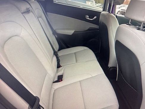 Used 2023 Hyundai Kona Limited w/ Cargo Package image 5