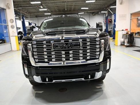 New 2026 GMC Sierra 2500 Denali w/ Denali Reserve Package image 2
