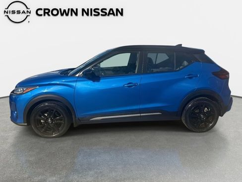 Certified 2023 Nissan Kicks SR w/ SR Premium Package image 4