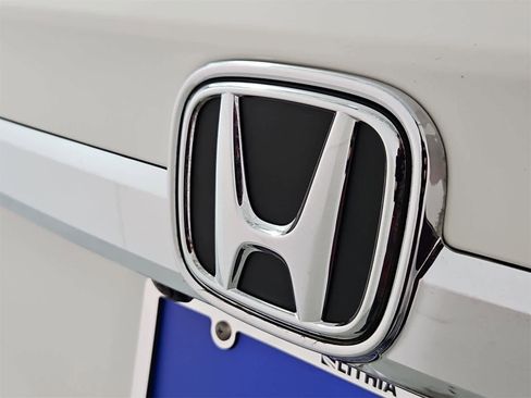 Used 2019 Honda Odyssey Elite image 11