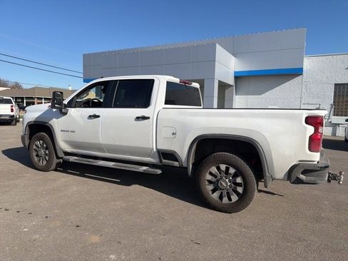 Used 2024 Chevrolet Silverado 2500 Custom w/ Custom Value Package image 23