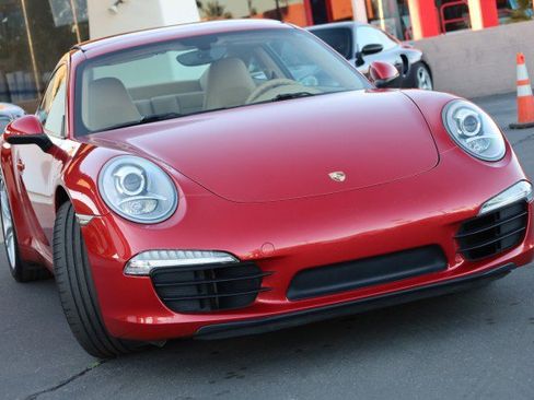 Used 2014 Porsche 911 Carrera image 2