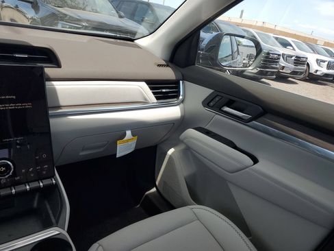 New 2026 GMC Terrain Denali AWD/4WD image 15