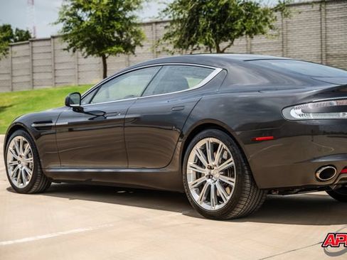 Used 2011 Aston Martin Rapide RWD image 40